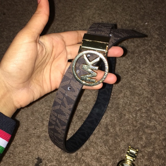 I’m selling my Michael Kors Watch and belt !! - Picture 3 of 3